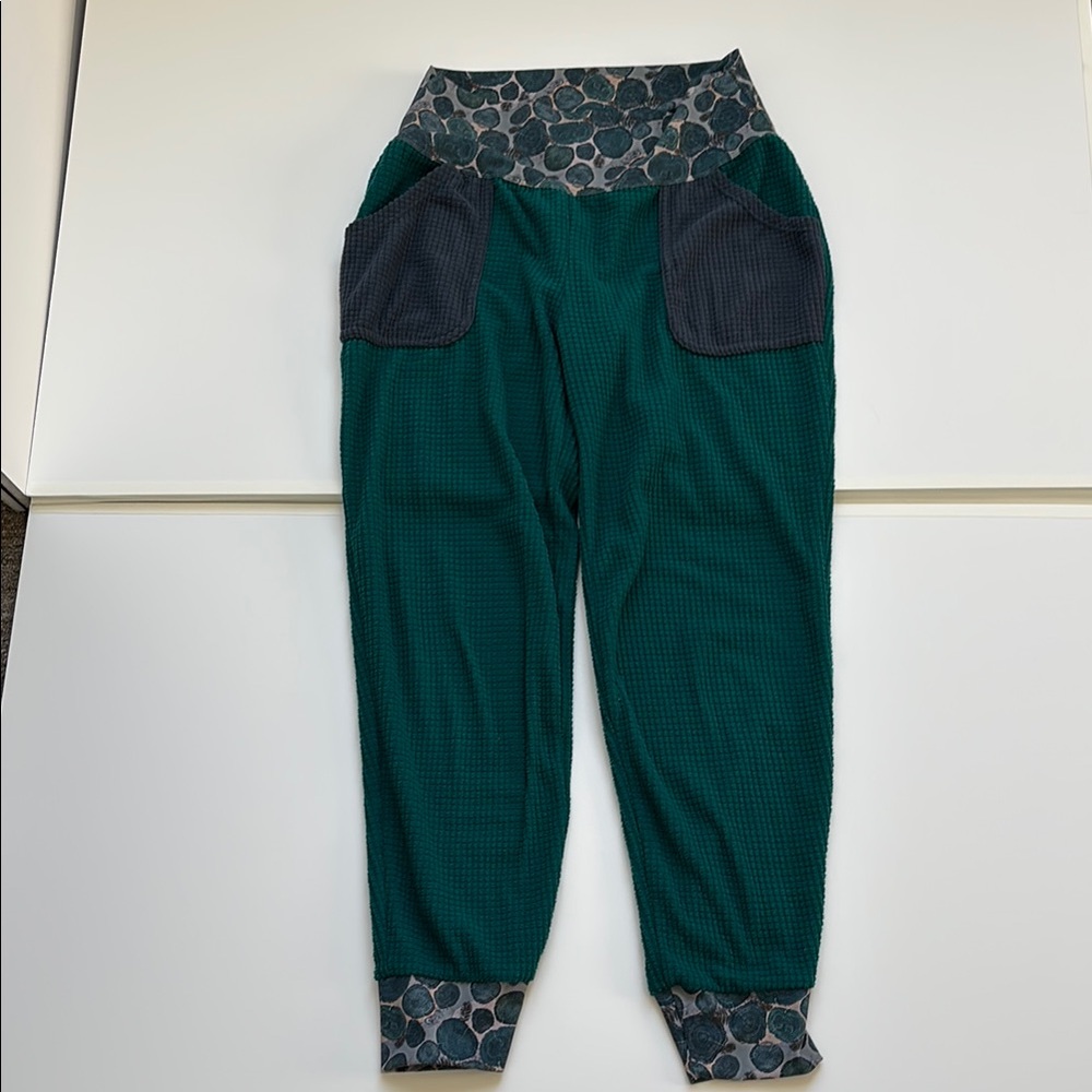 YOUER, USA-made, women’s grid fleece sweatpant joggers in S!